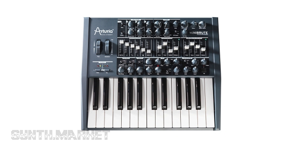 Arturia Minibrute